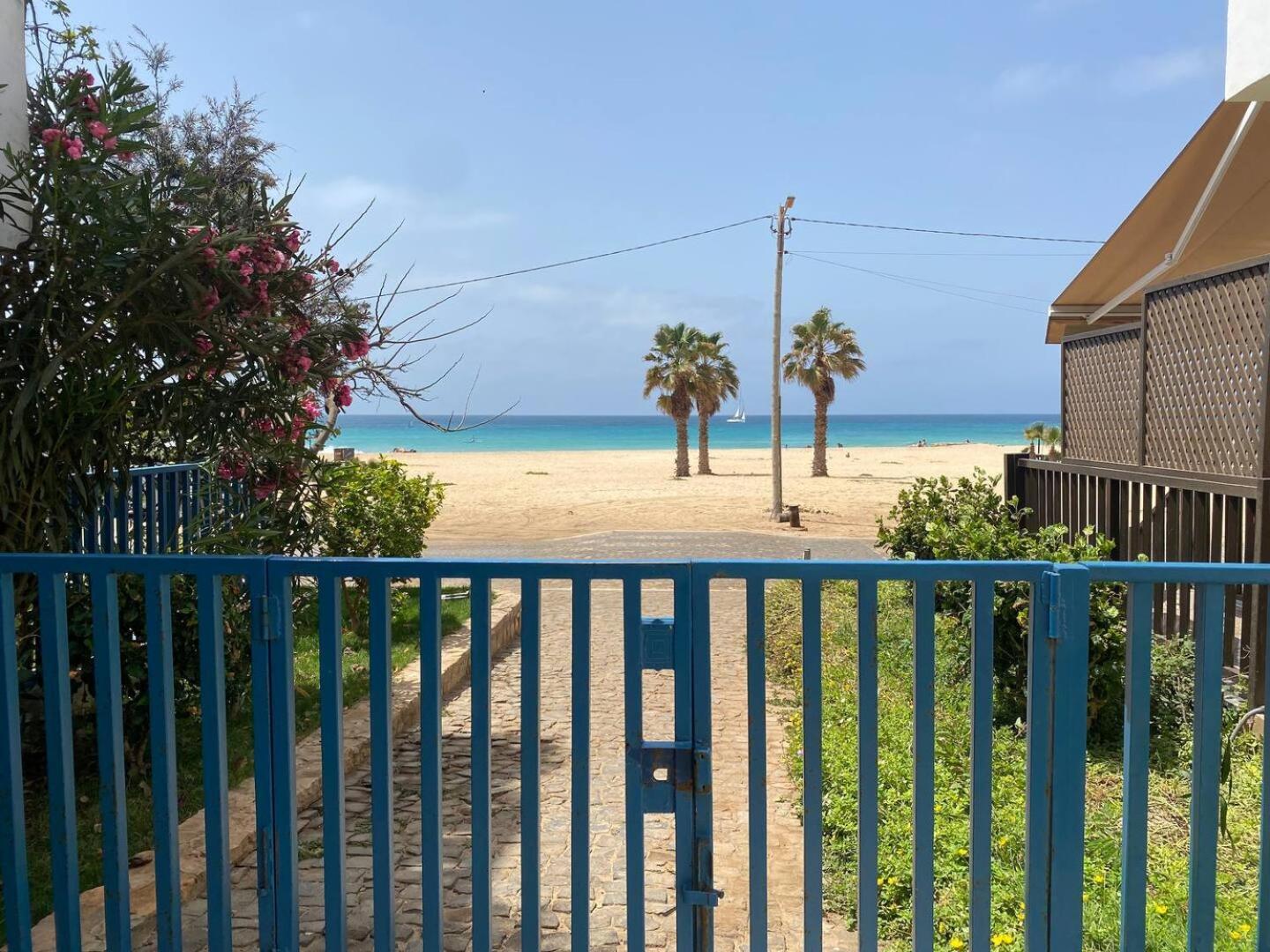 Leme Bedje Sea View - By Bobbywashere سانتا ماريا المظهر الخارجي الصورة