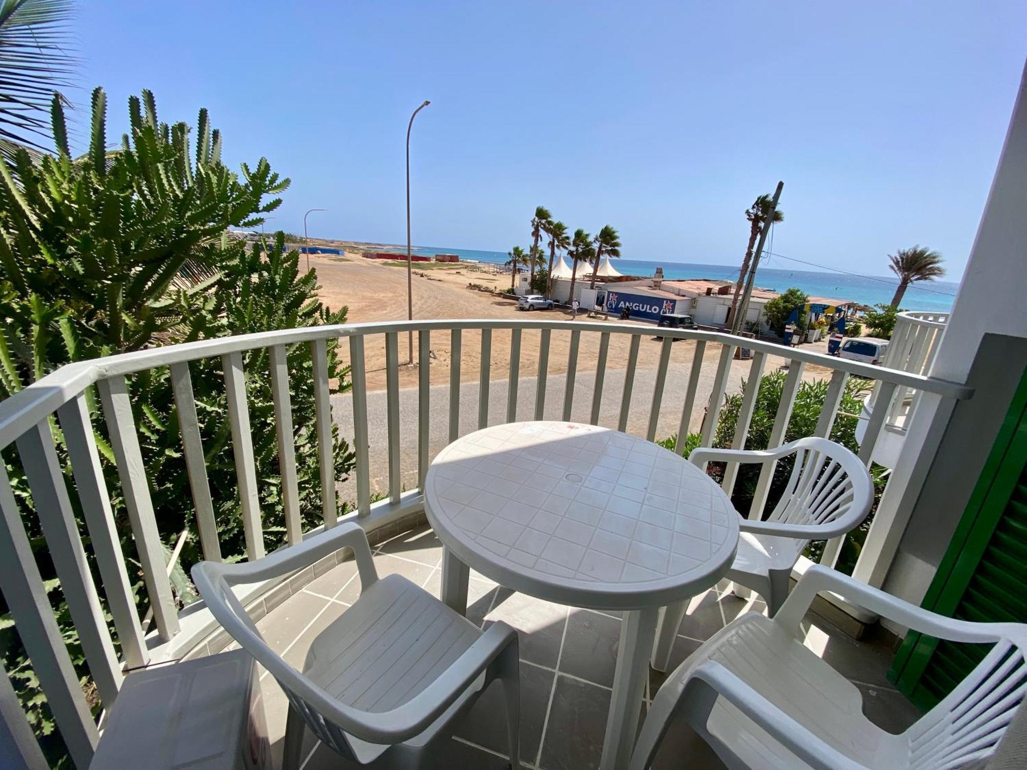 Leme Bedje Sea View - By Bobbywashere سانتا ماريا المظهر الخارجي الصورة