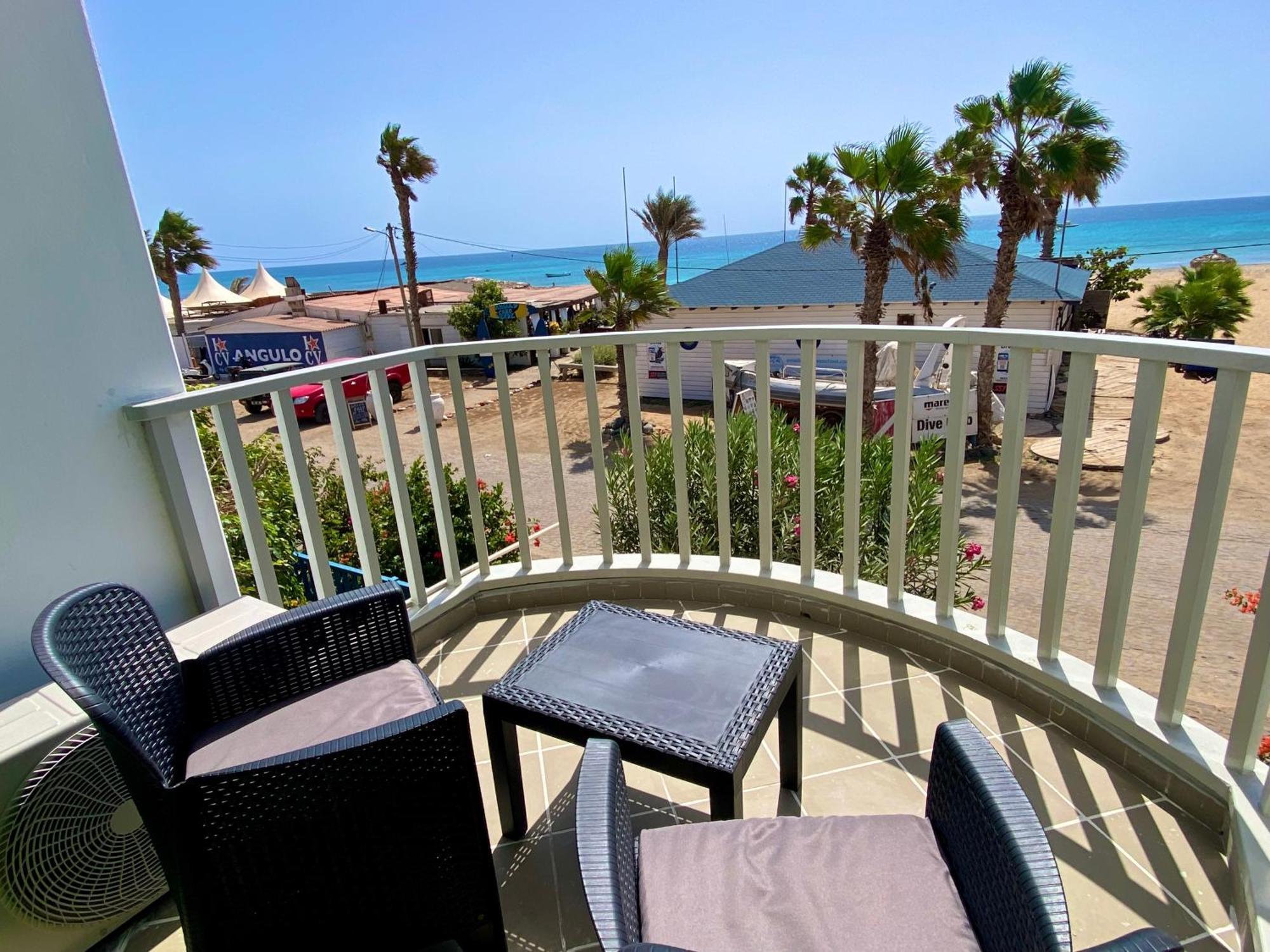 Leme Bedje Sea View - By Bobbywashere سانتا ماريا المظهر الخارجي الصورة