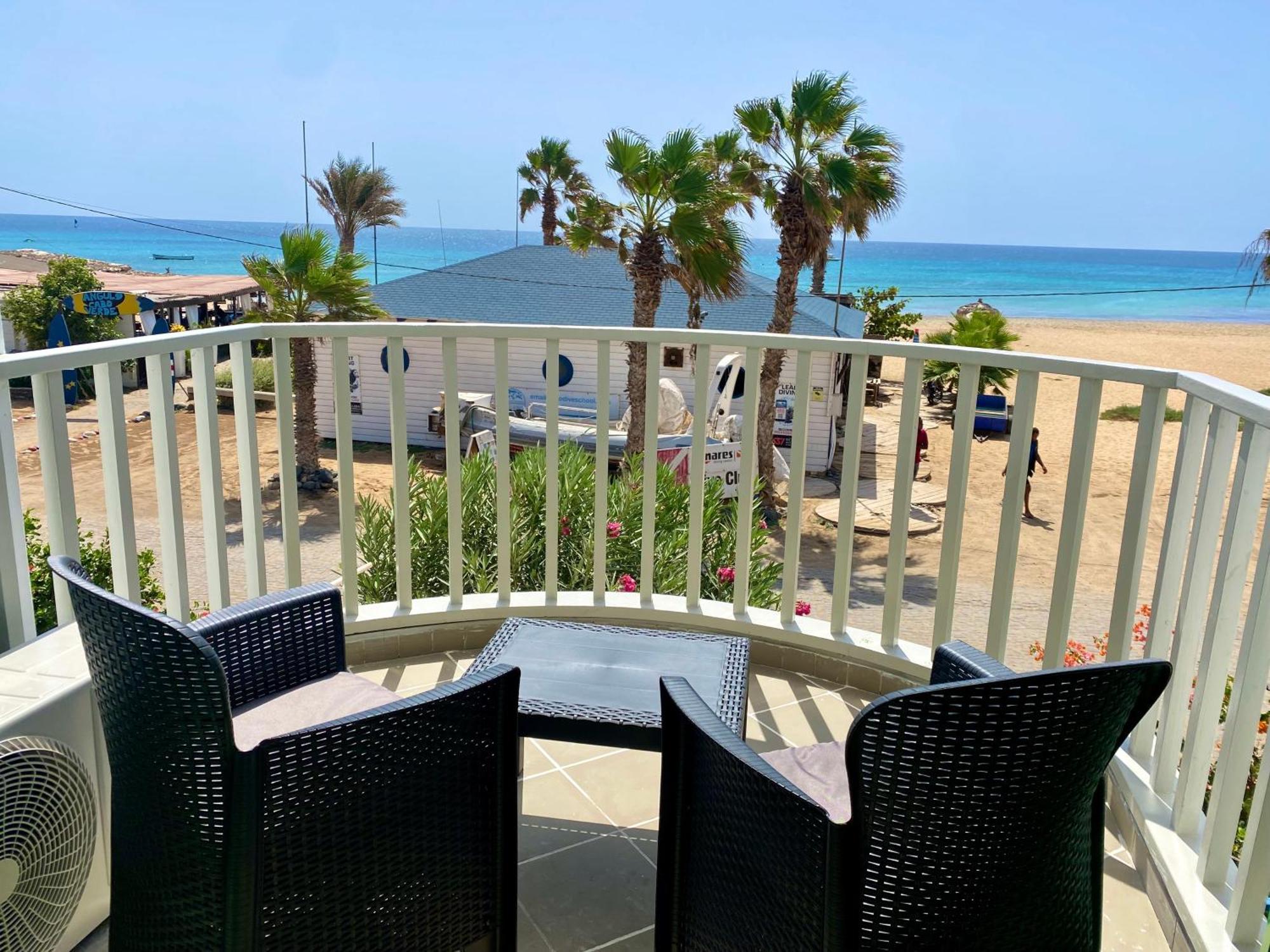 Leme Bedje Sea View - By Bobbywashere سانتا ماريا المظهر الخارجي الصورة